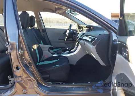 2017 Honda Accord Lx z USA, uszkodzony, nr VIN 1HGCR2F39HA096797